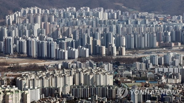 올해 팔린 서울 아파트 절반 이상, 전분기 대비 상승 거래