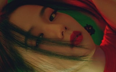 블랙핑크 지수, 첫 솔로 앨범 [ME] 콘셉트 포스터 공개