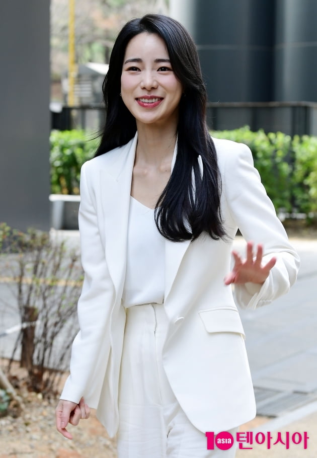 [TEN 포토] 임지연 '박연진 뉴스 출연하는날'