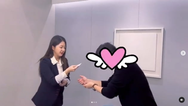 '박수홍♥' 김다예, 변호사사무실 팀장 달고 명함에 감격 "명함 600장 만들어 주셨다"