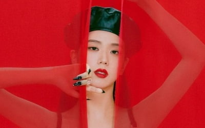 블랙핑크 지수 위해 테디 나섰다…솔로 데뷔곡 '꽃' 뜨거운 기대