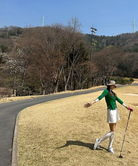 '임창정♥' 서하얀, 명품 D사 모자 쓰고 친구들과 라운딩 "텐션 올라가 행복"