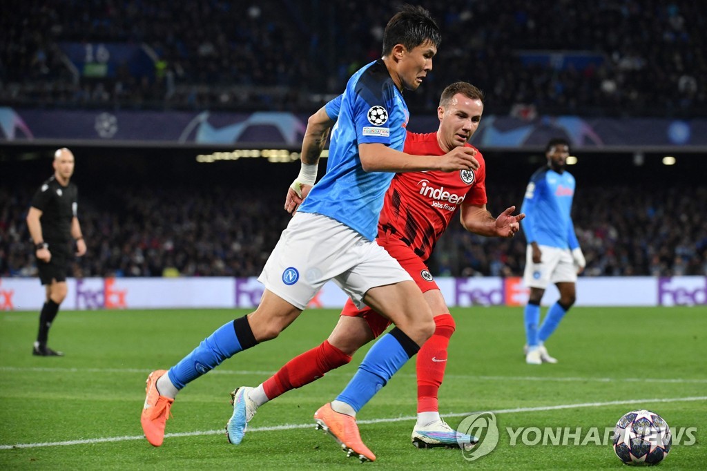 부상 우려 씻은 김민재 선발 활약…나폴리 창단 첫 UCL 8강 진출