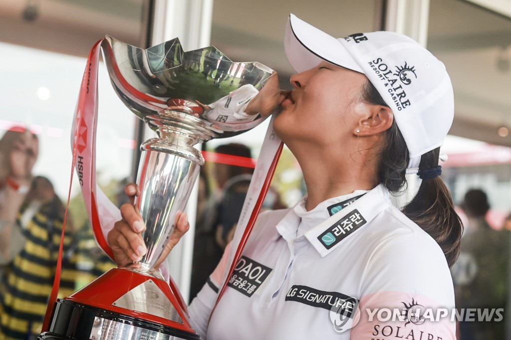 고진영, LPGA 투어 HSBC 월드챔피언십 2연패…투어 통산 14승째(종합2보)