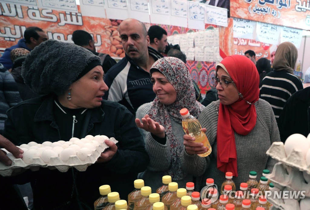 이집트 정부, 경제난 주민에 "닭발 먹어라" 권했다 역풍