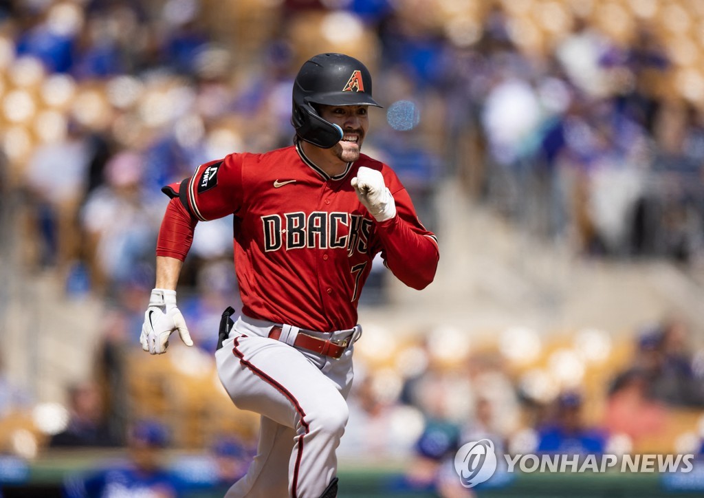 MLB 짠돌이 애리조나, 32경기 뛴 캐럴과 '1천455억원' 대형 계약