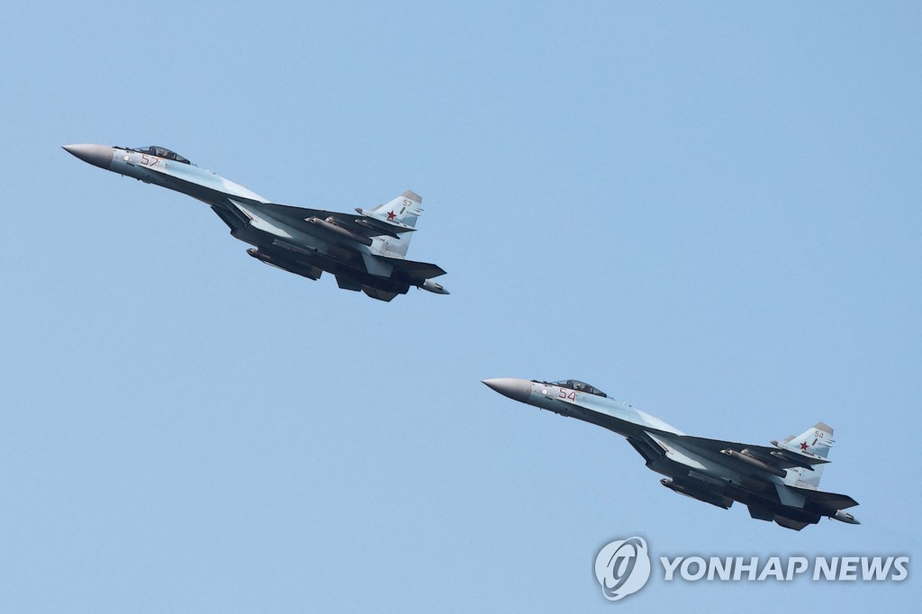 이란 "러시아산 SU-35 전투기 수입 계약 체결"