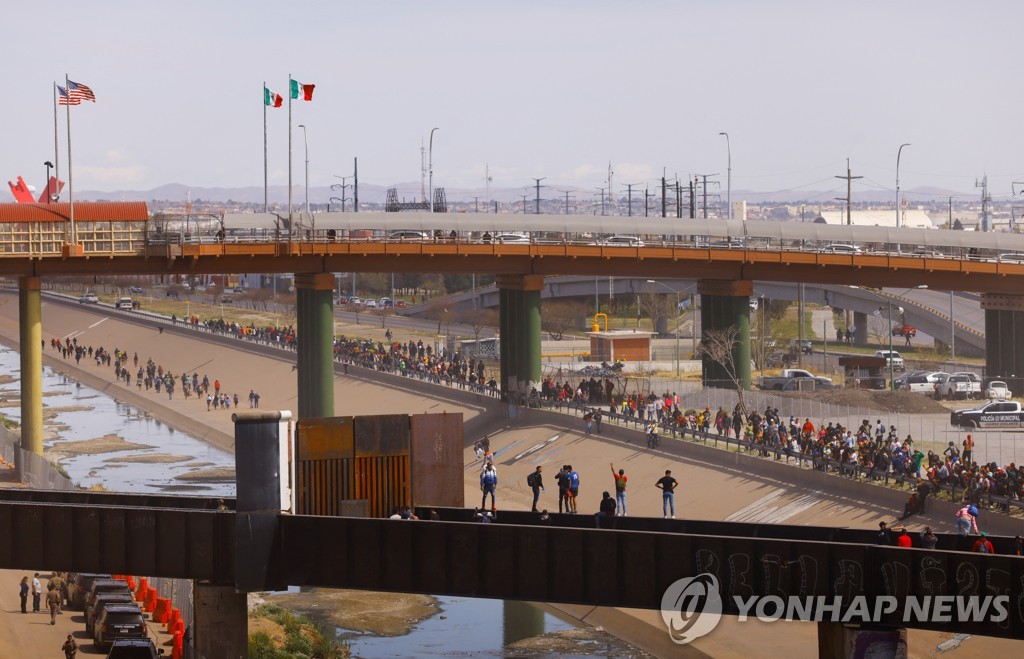 멕시코 대통령, 인권보고서 낸 美에 "제 눈에 들보나 잘 봐라"