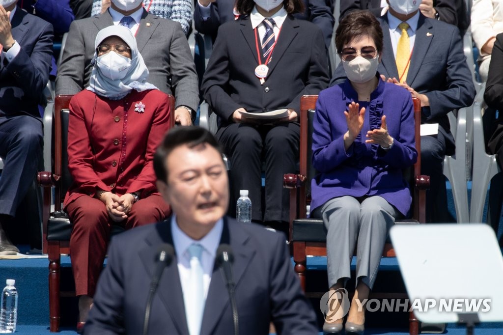 박근혜 대구사저 1년…"정치적 행보 없이 건강 회복 집중"