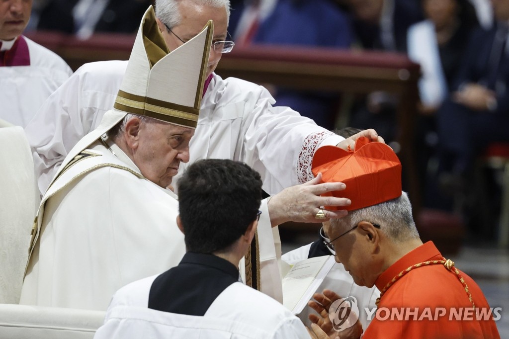 프란치스코 교황 즉위 10주년, 보수-개혁 분열의 10년