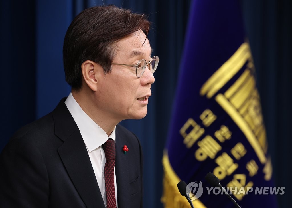 尹 "당정이 긴밀하게 협의"…與정책위-용산 국정기획 '핫라인'(종합2보)
