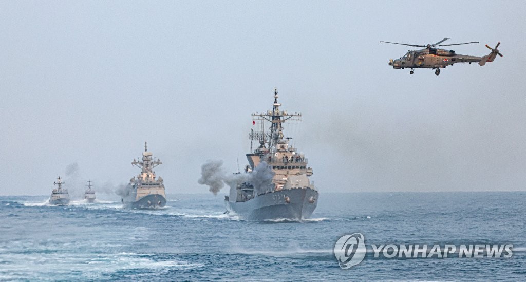 해군, '서해수호의 날' 맞아 동서남해 실사격 해상기동훈련