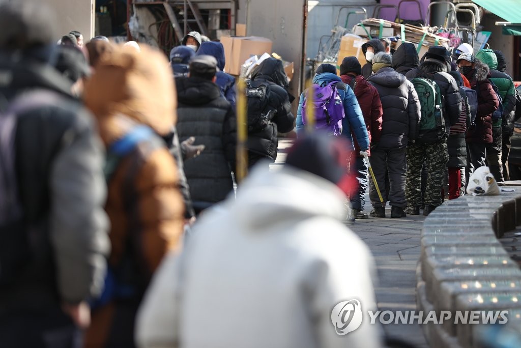 분신한 생활고 독거노인 결국 사망…정부 복지망 '구멍'