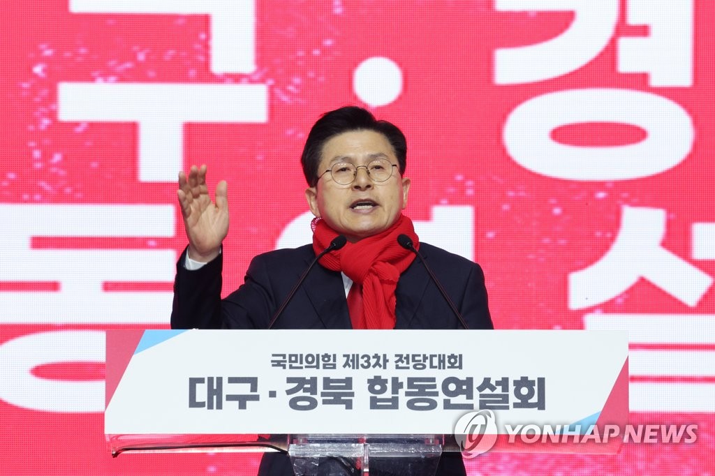 황교안, 전광훈 고소…"공천 대가로 돈 받았다 거짓말"