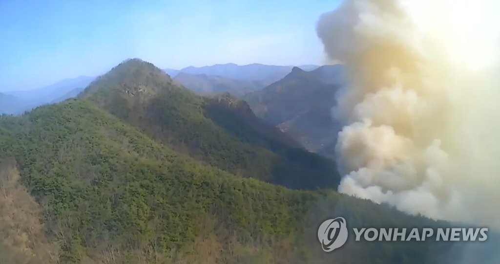 전국 곳곳 산불 잇따라…대부분 쓰레기 태우다 번져