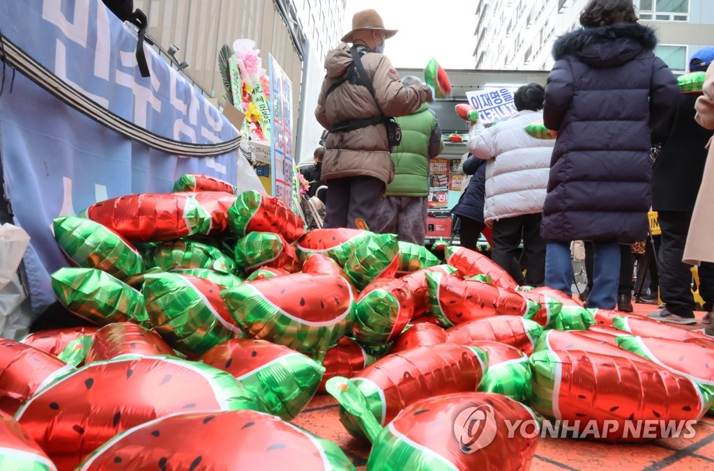 野, 당무감사에 당원여론조사 검토…'개딸'은 당사앞 세력과시(종합2보)