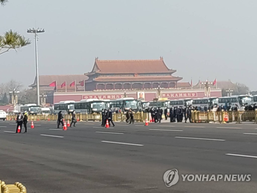 [르포] 中 위드코로나 첫 양회…억지로 만든 푸른하늘은 없었다