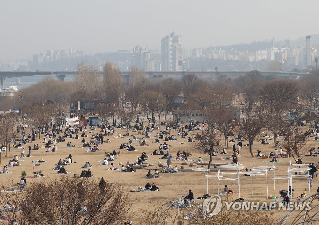 [내일날씨] 4월처럼 포근…서울 낮 최고 18도