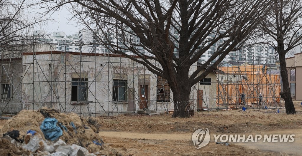 "조병창 병원 건물 철거 멈춰라"…시민단체 가처분 신청
