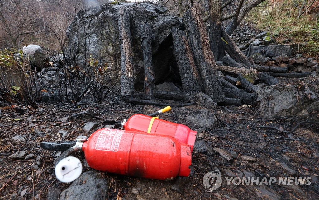 연일 건조특보 속 산불 '초비상'…지자체들 총력 대비 안간힘