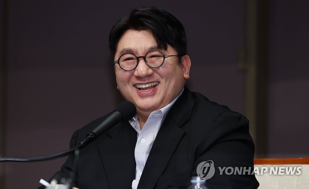 [일문일답] 방시혁 "K팝 위기는 BTS 부재 때문…2025년 완전체 재개 노력"