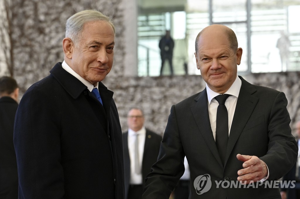 네타냐후 만난 독일 총리, 이스라엘 사법부 개혁안 "크게 우려"