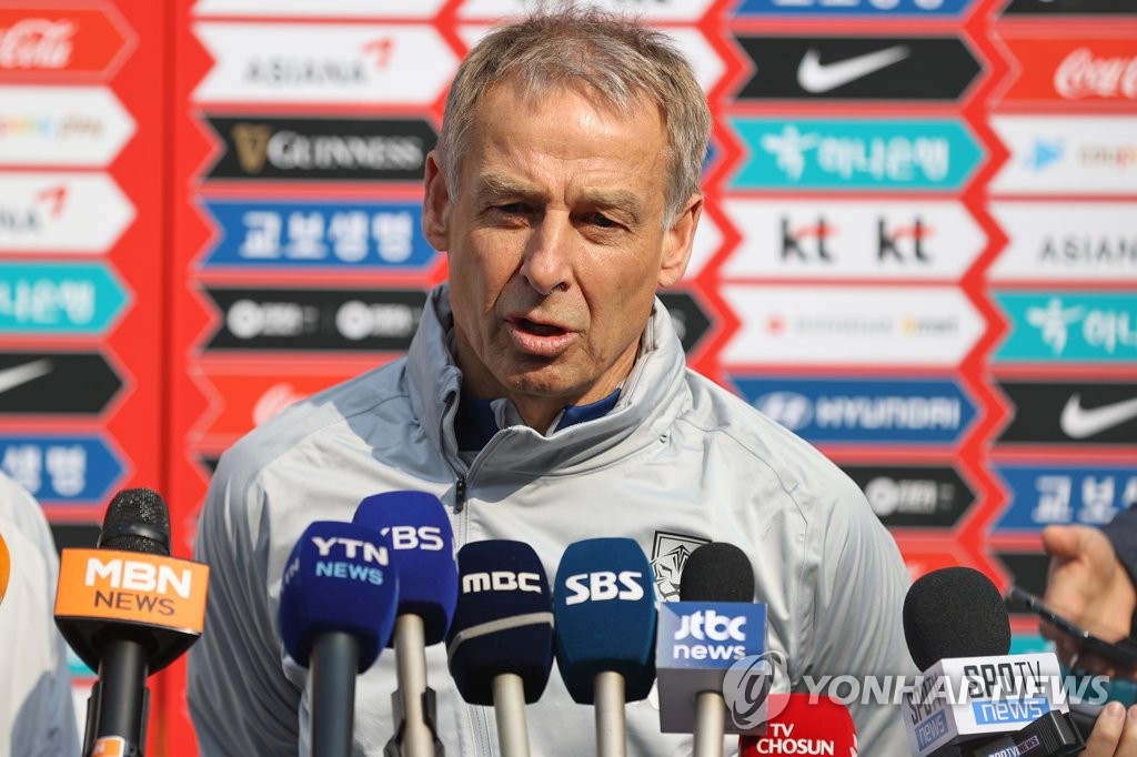 클린스만 감독 "추구하는 축구 스타일, 차츰차츰 입혀갈 것"