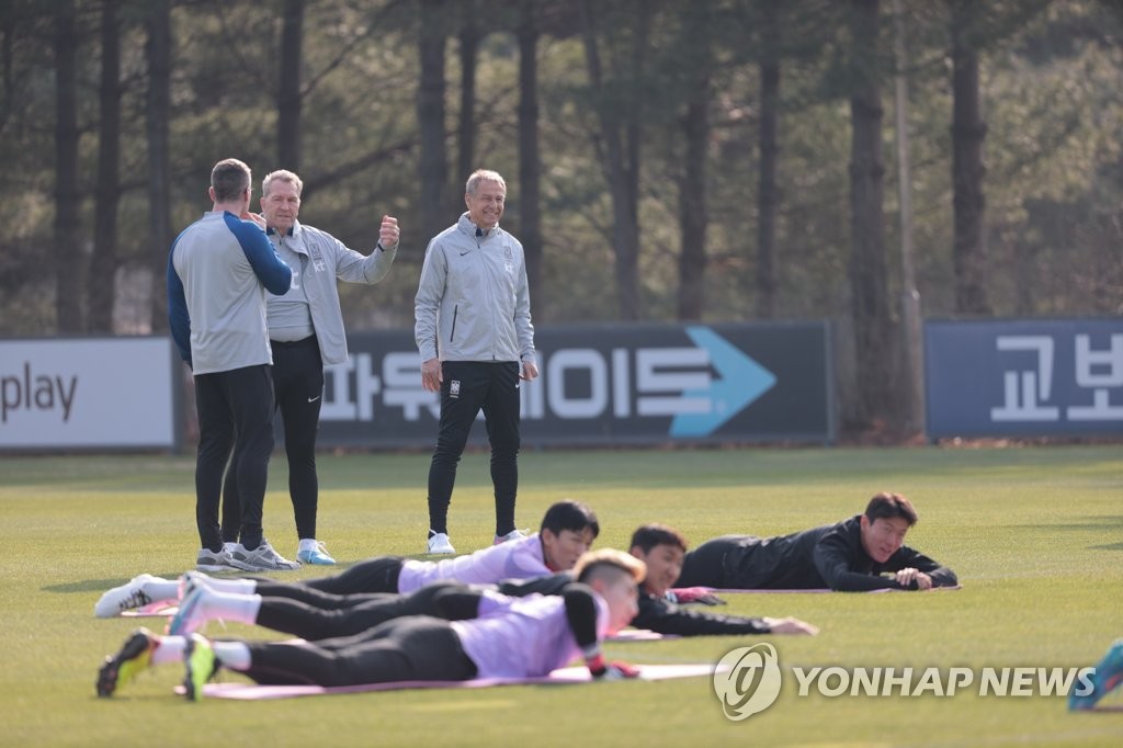 클린스만 감독 "추구하는 축구 스타일, 차츰차츰 입혀갈 것"