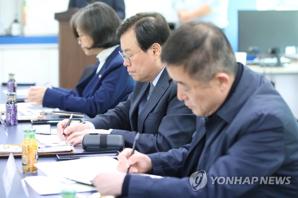 학폭피해자 보호기관 찾은 '정순신 진상조사단' "방치수준" 비판