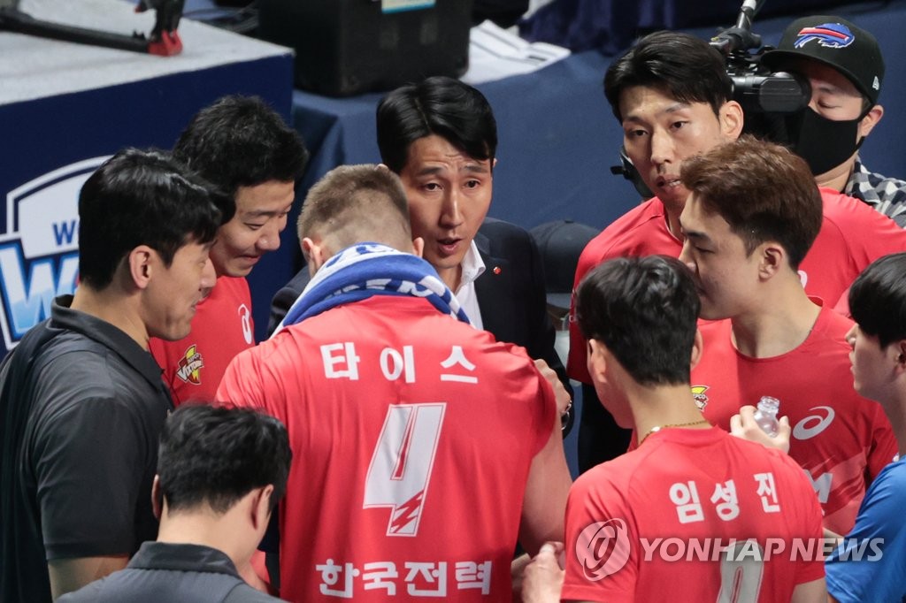 업셋 성공한 한전 권영민 감독 "오늘 이겼으니 초짜 감독 아냐"