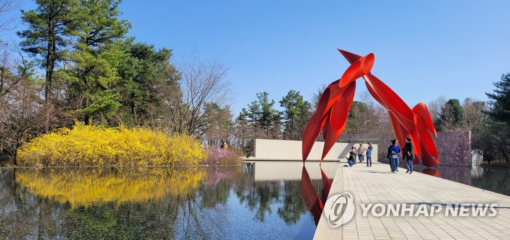 안도 다다오 "청춘 유지하면서 살아가는 본보기 되고 싶어"