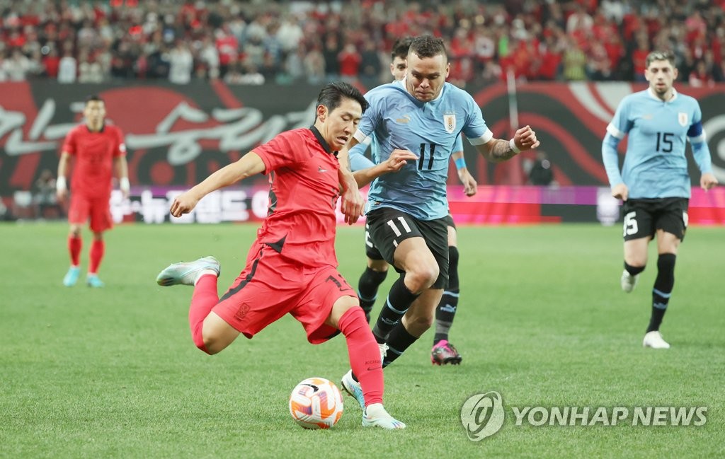 'VAR 불운' 클린스만호, 우루과이에 1-2 패…첫승은 다음 기회에(종합)