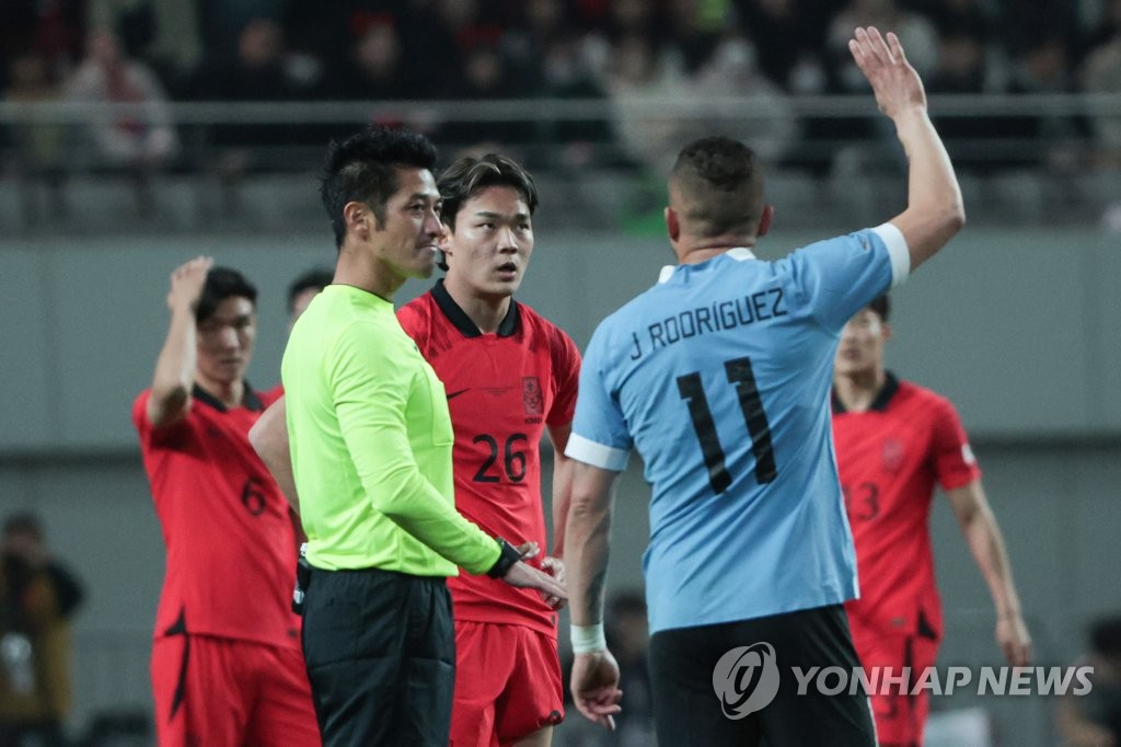 우루과이 골문 가른 오현규 "골 취소 아쉽지만 자신감 얻었다"