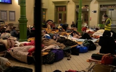 英-폴란드, 우크라 임시 난민촌 만든다…700여명 수용 규모