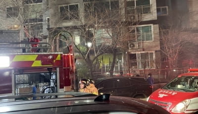수원 화서동 아파트 불…1명 사망·1명 심정지·36명 경상(종합2보)