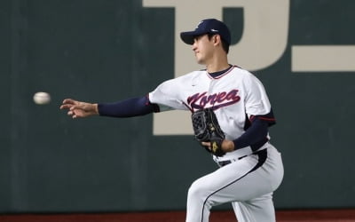  운명의 호주전 선발 중책 맡은 KBO '대표 땅꾼' 고영표