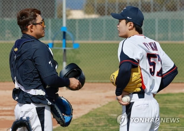 [WBC] 비즈니스석 앉았다가 '할아버지' 놀림받은 최고참 이지영