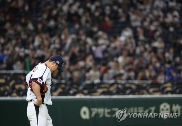 [WBC] "눈치 보는 게 일상"…출발 전부터 부담에 짓눌렸던 이강철호