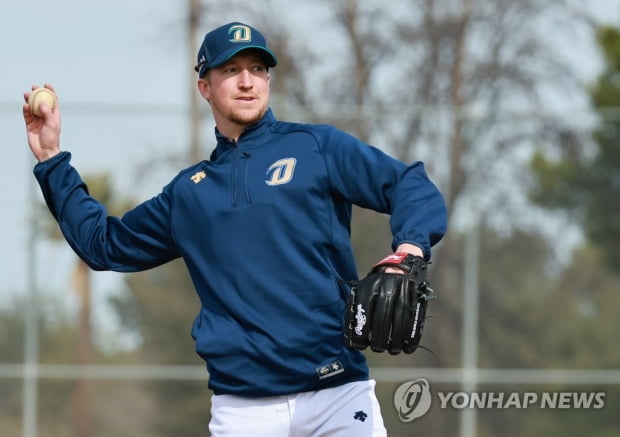 'WBC 한국 탈락' 무거운 분위기서 프로야구 시범경기 개막