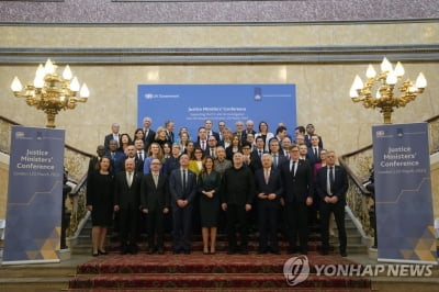 ICC 칸 검사장 "푸틴 체포영장 발부는 침울한 일"