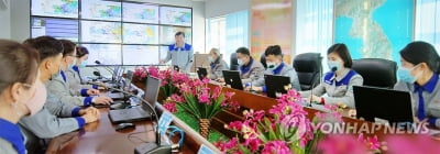 [한반도의 오늘] 식량 생산 우선 북한, 기상수문국 역량 강화 총력