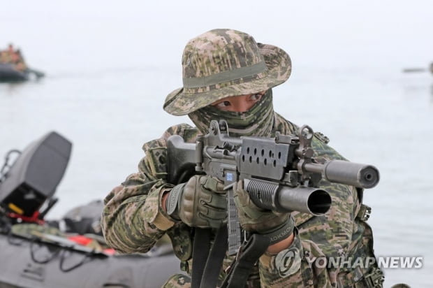 영국 코만도가 한국에…한미영 해병대 포항서 연합 수색훈련