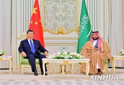 시진핑, 빈살만과 통화 "중국-사우디 관계 역대 최고"