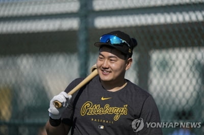 최지만, 마지막 시범경기서 적시타…배지환은 개막 엔트리 낭보