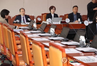 "여자근로정신대 피해자보호법 마련돼야"…여가위 '반쪽' 공청회