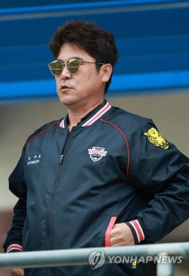 KIA 장정석 단장, 박동원 계약 당시 뒷돈 요구 파문…해임 조처(종합)