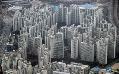 공동주택 공시가격 10년 만에 하락…전국 18.6% 인하