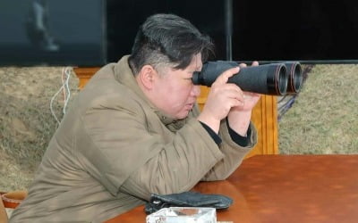 [속보] 北, 21~23일 핵수중공격형무기체계 시험…김정은 참관