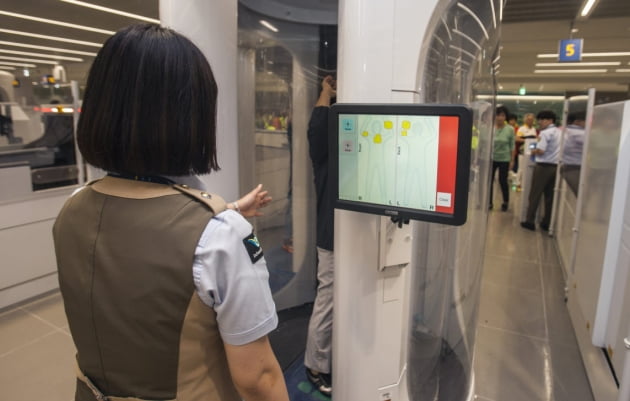 "소 잃고 외양간 고친다는데"...실탄·과도 발견된 인천공항 대책은?