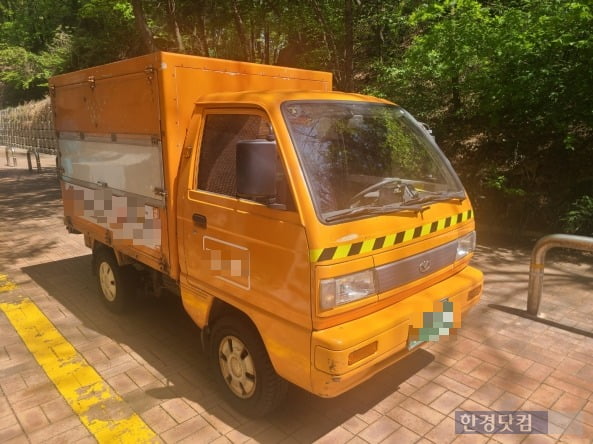 개조 후 푸드트럭으로 이용되는 한국GM의 라보. 현재는 단종됐다. / 사진=강경주 기자